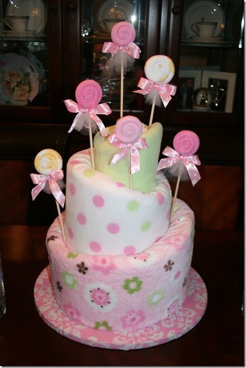 Topsy Turvey Diaper Cake for a Baby Shower