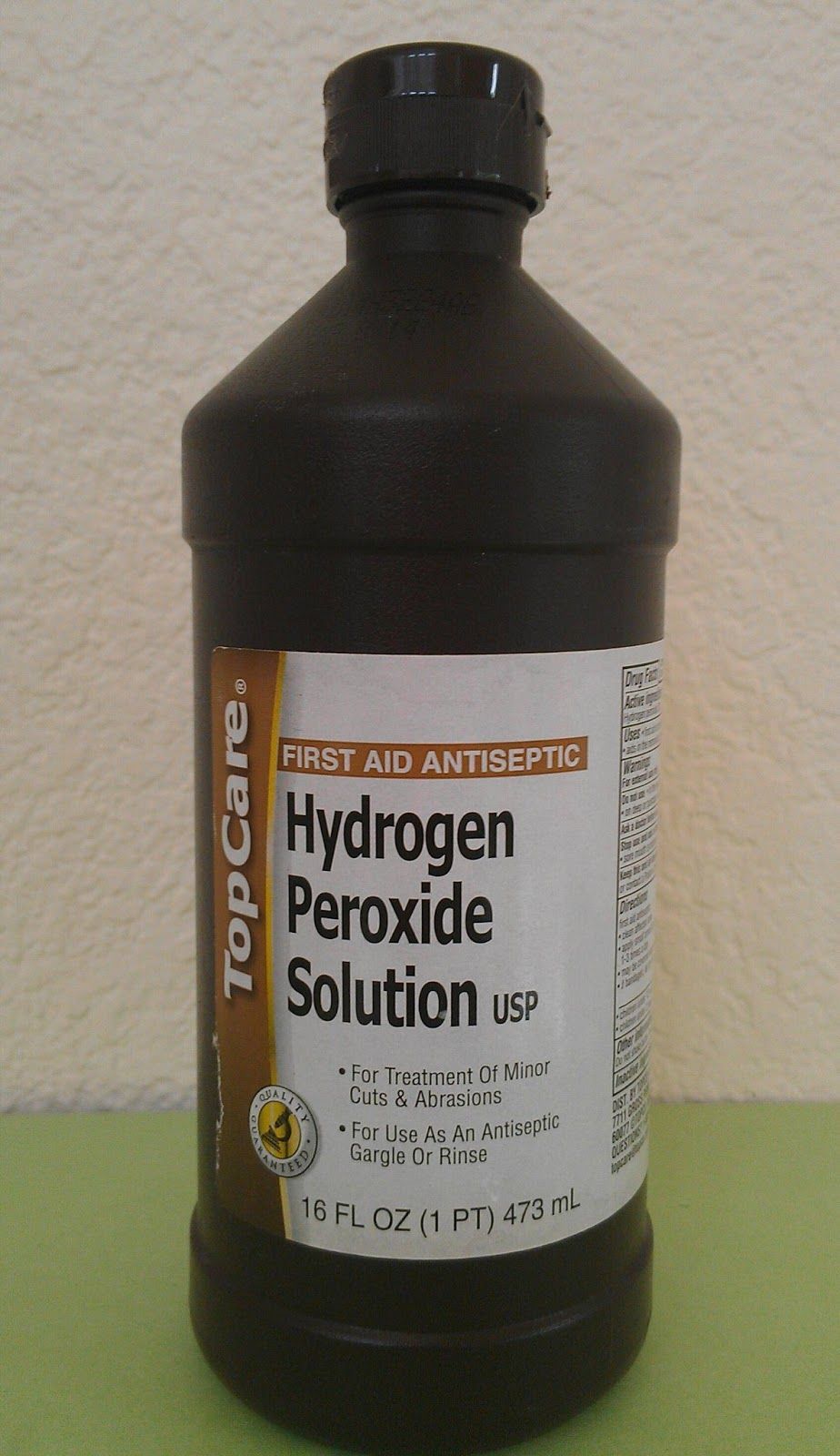kill ants with hydrogen peroxide