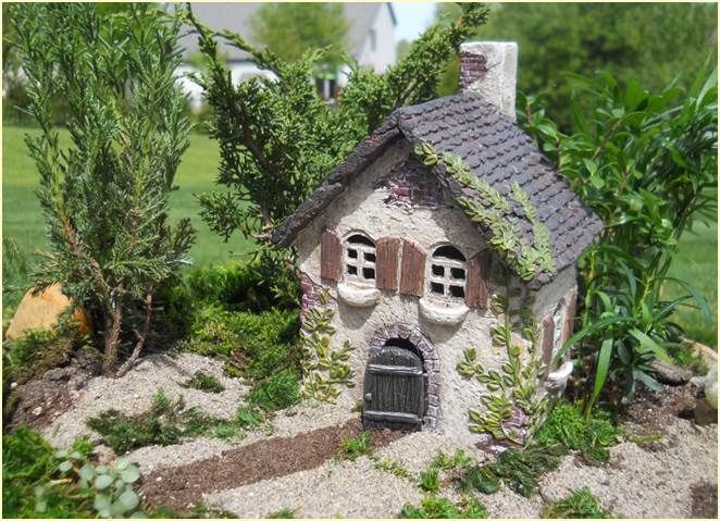 Fairy garden house