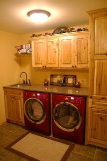 Rustic Laundry Room – traditional – laundry room – minneapolis – by Bergstrom Ca