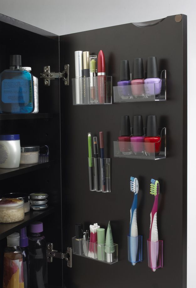 Tiny Bathroom: Use small storage solutions to make it easier to find your stuff.