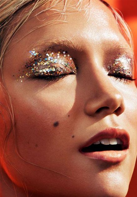 12 beauty Editorial glitter ideas