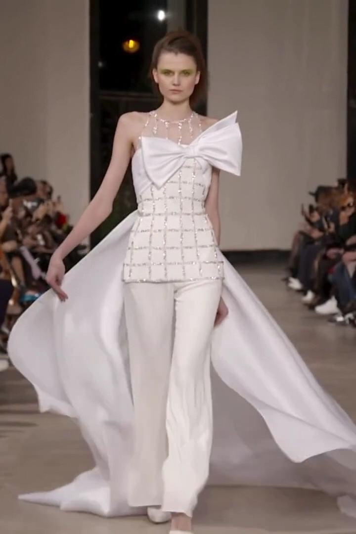Georges Chakra Look 2. Spring Summer 2019 Couture Collection - Georges Chakra Look 2. Spring Summer 2019 Couture Collection -   16 beauty Fashion glamour ideas