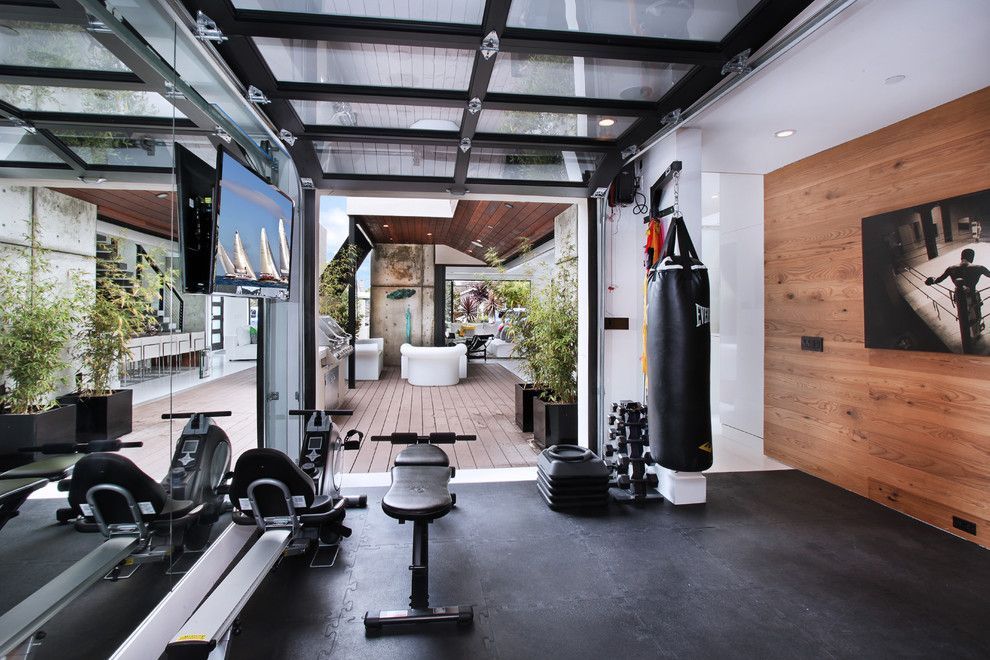 25 Stunning Private Gym Designs For Your Home - 25 Stunning Private Gym Designs For Your Home -   11 fitness Room mirror ideas