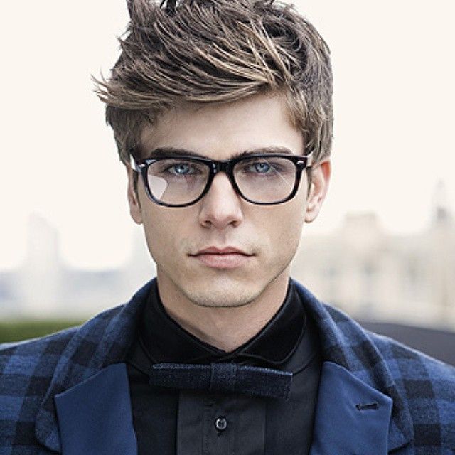 98 Amazing Haircuts for Men with Glasses 2019 - 98 Amazing Haircuts for Men with Glasses 2019 -   12 beauty Boys with glasses ideas