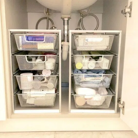 50 Smart DIY Kitchen Storage Solutions For Your Small Kitchen - 50 Smart DIY Kitchen Storage Solutions For Your Small Kitchen -   13 diy Organizador banheiro ideas