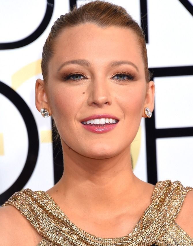 These Golden Globes Beauty Looks Deserved Their Own Awards - These Golden Globes Beauty Looks Deserved Their Own Awards -   15 beauty Eyes celebrity ideas