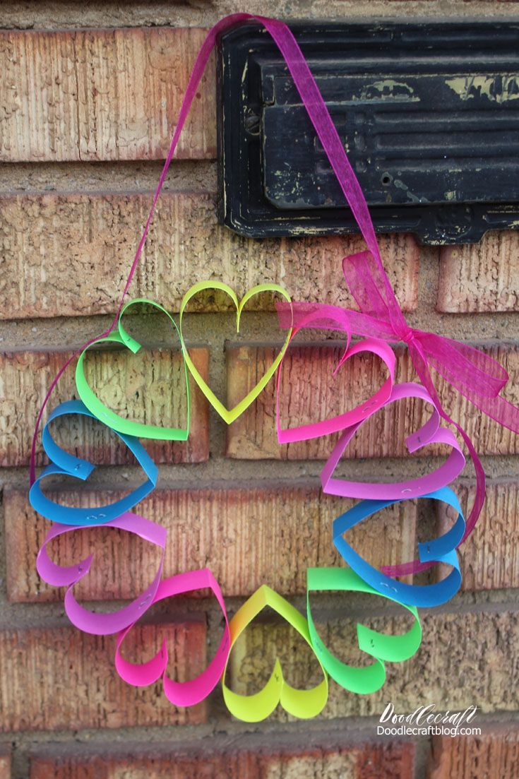 DIY: Paper Heart Wreath Craft! - DIY: Paper Heart Wreath Craft! -   15 diy Paper hearts ideas
