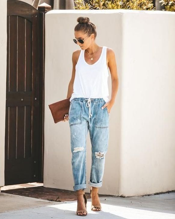 99 Stunning Styles At Jeans Ideas For Summer - 99 Stunning Styles At Jeans Ideas For Summer -   16 style Feminino jeans ideas