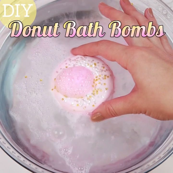 DIY Donut Bath Bombs - DIY Donut Bath Bombs -   18 diy Soap cupcakes ideas