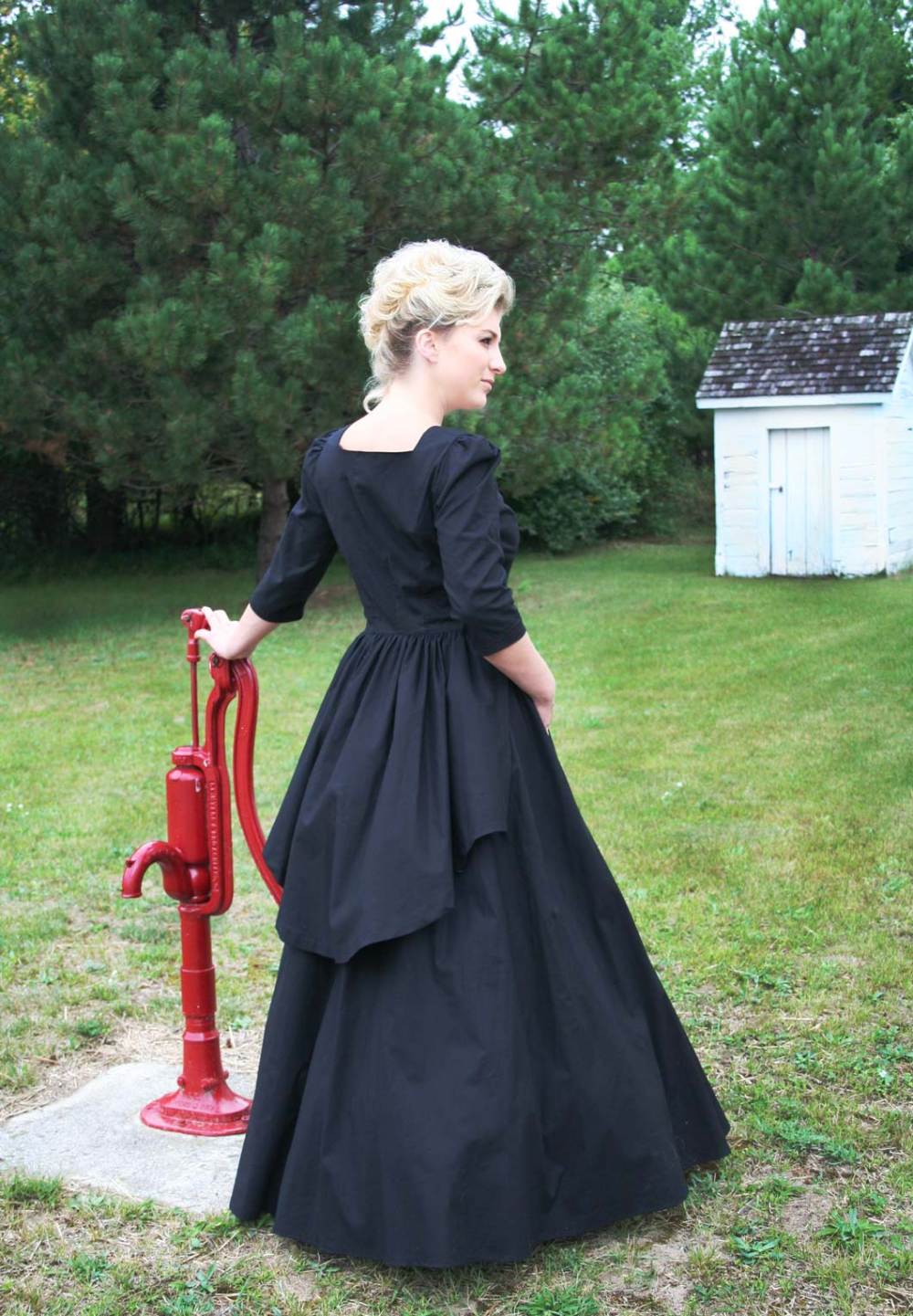 Victorian Bustle Style Cotton Dress - Victorian Bustle Style Cotton Dress -   14 beauty Dresses victorian ideas