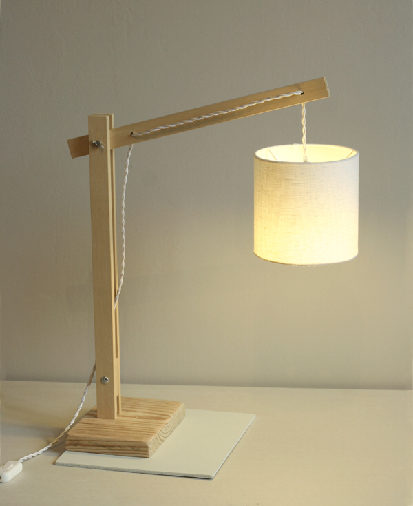 DIY : Lampe articul?e en bois - Esprit Cabane - DIY : Lampe articul?e en bois - Esprit Cabane -   15 diy Lamp recup ideas