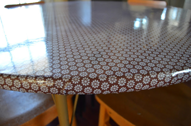 How to Cover a Table in Oilcloth - How to Cover a Table in Oilcloth -   17 diy Table cloth ideas