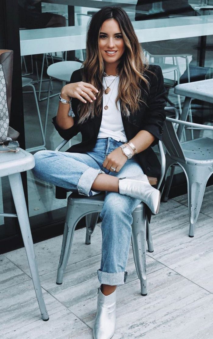 30 Stunning Office Outfits You'll Need This Season - 30 Stunning Office Outfits You'll Need This Season -   17 style Jeans with ankle boots ideas