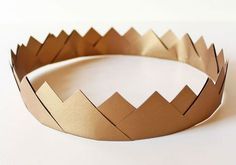 How-Tuesday: Gold Paper Crown - How-Tuesday: Gold Paper Crown -   18 diy Paper crown ideas