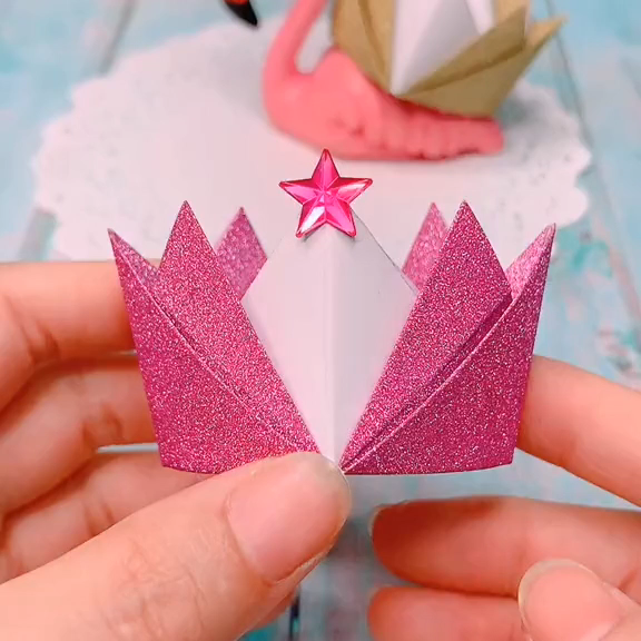 How to Make Origami Paper Crowns - How to Make Origami Paper Crowns -   18 diy Paper crown ideas