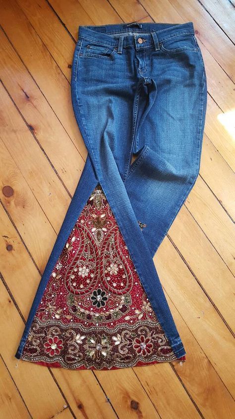 Schlaghose oder Jeansrock f?r Hippie Clothing Music Festival Jeans Zigeuner … - UPCYCLING IDEEN - Schlaghose oder Jeansrock f?r Hippie Clothing Music Festival Jeans Zigeuner … - UPCYCLING IDEEN -   18 style Hippie jeans ideas