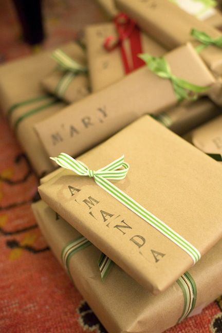 10 Clever + Unique Ways To Wrap Gifts with Brown Kraft Paper - True & Pretty - 10 Clever + Unique Ways To Wrap Gifts with Brown Kraft Paper - True & Pretty -   19 diy gifts ideas