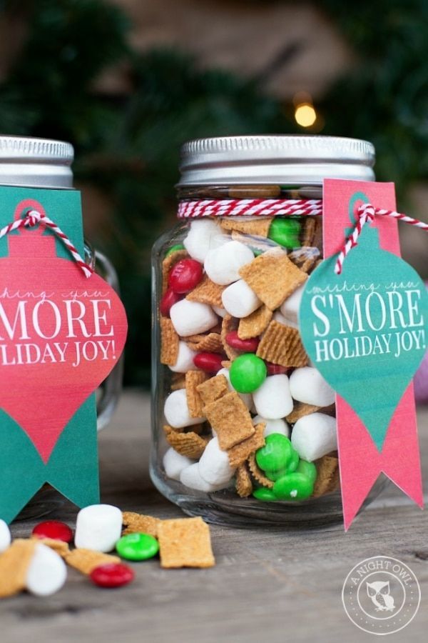 20 Mason Jar Gifts You Can Fill, Wrap & Give - thegoodstuff - 20 Mason Jar Gifts You Can Fill, Wrap & Give - thegoodstuff -   19 diy Gifts in a jar ideas