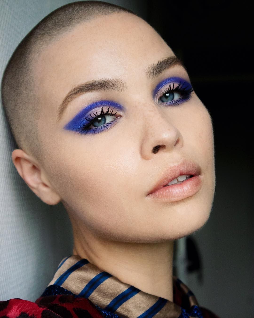 21 Abstract Makeup Looks That Are Totally Selfie-Worthy | I AM & CO® - 21 Abstract Makeup Looks That Are Totally Selfie-Worthy | I AM & CO® -   13 beauty Makeup photography ideas