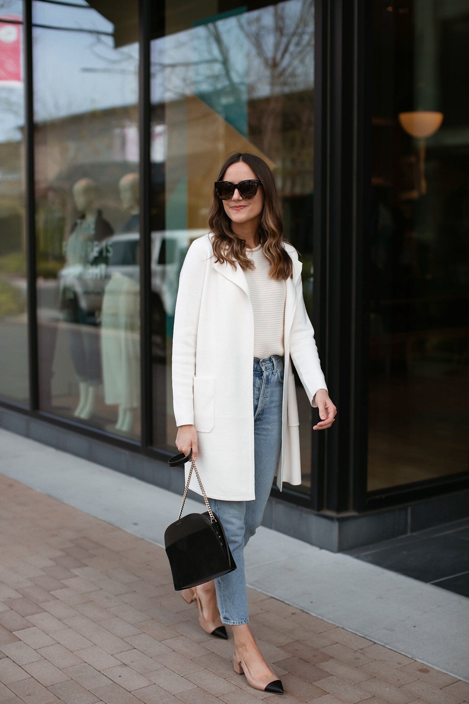 A Classic Outfit for Spring: J.Crew Sweater Blazer + AGOLDE Jeans — Girl Meets Gold - A Classic Outfit for Spring: J.Crew Sweater Blazer + AGOLDE Jeans — Girl Meets Gold -   13 classic style Winter ideas