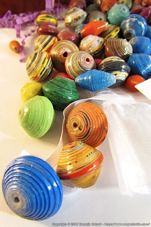 How to Make Paper Beads from Old Magazines or Scrap Paper - How to Make Paper Beads from Old Magazines or Scrap Paper -   13 diy Paper jewelry ideas