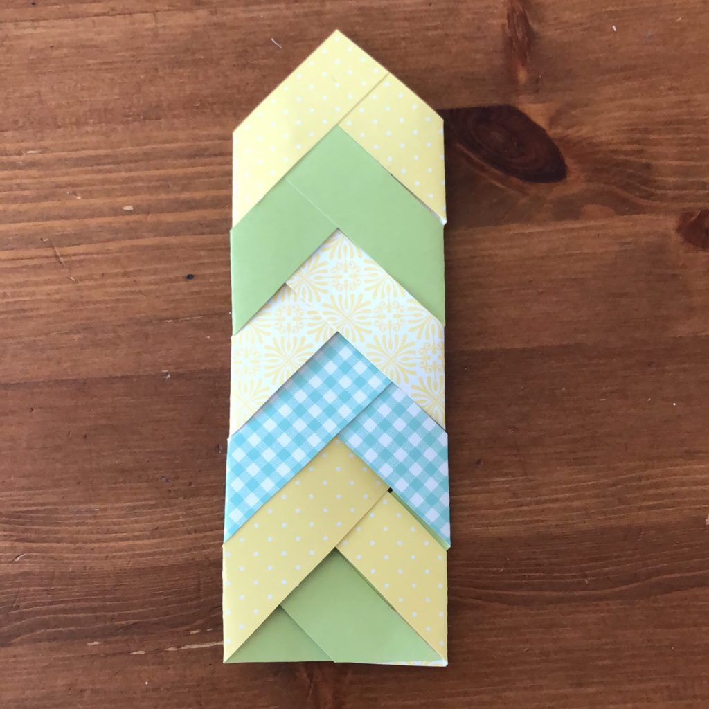 10 Fun DIY Bookmarks - Crafty Dutch Girl - 10 Fun DIY Bookmarks - Crafty Dutch Girl -   14 diy Paper bookmarks ideas