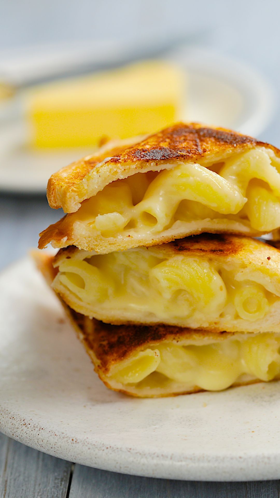 Mac N Cheese Toastie - Mac N Cheese Toastie -   diy Food videos