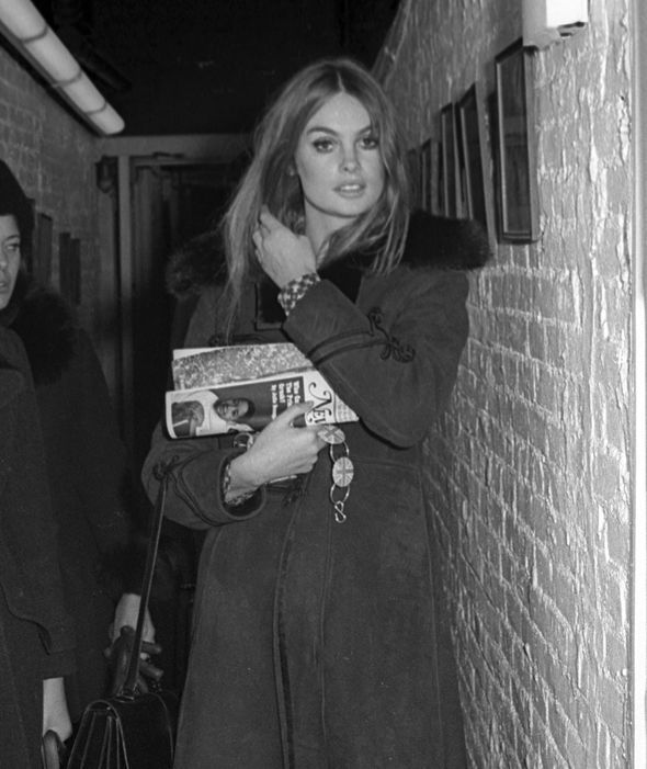 Jean Shrimpton unseen pictures | Pictures | Pics | Express.co.uk - Jean Shrimpton unseen pictures | Pictures | Pics | Express.co.uk -   18 1960s style Icons ideas