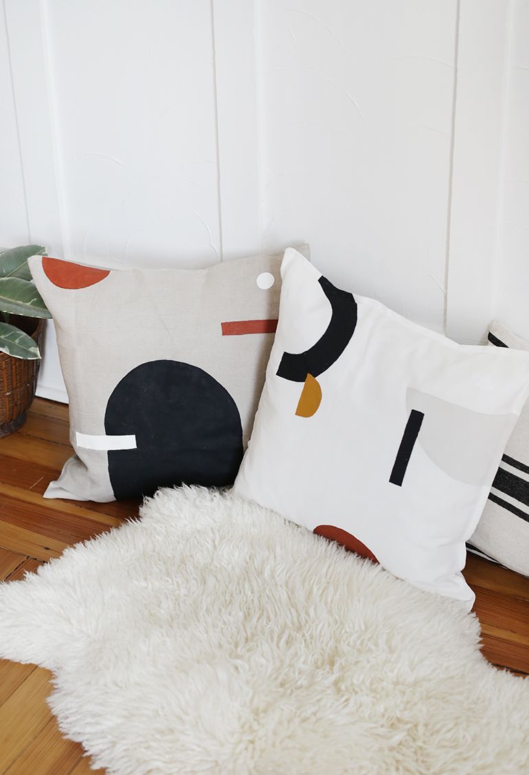 How To Make DIY Painted Pillows - How To Make DIY Painted Pillows -   18 diy Pillows painted ideas