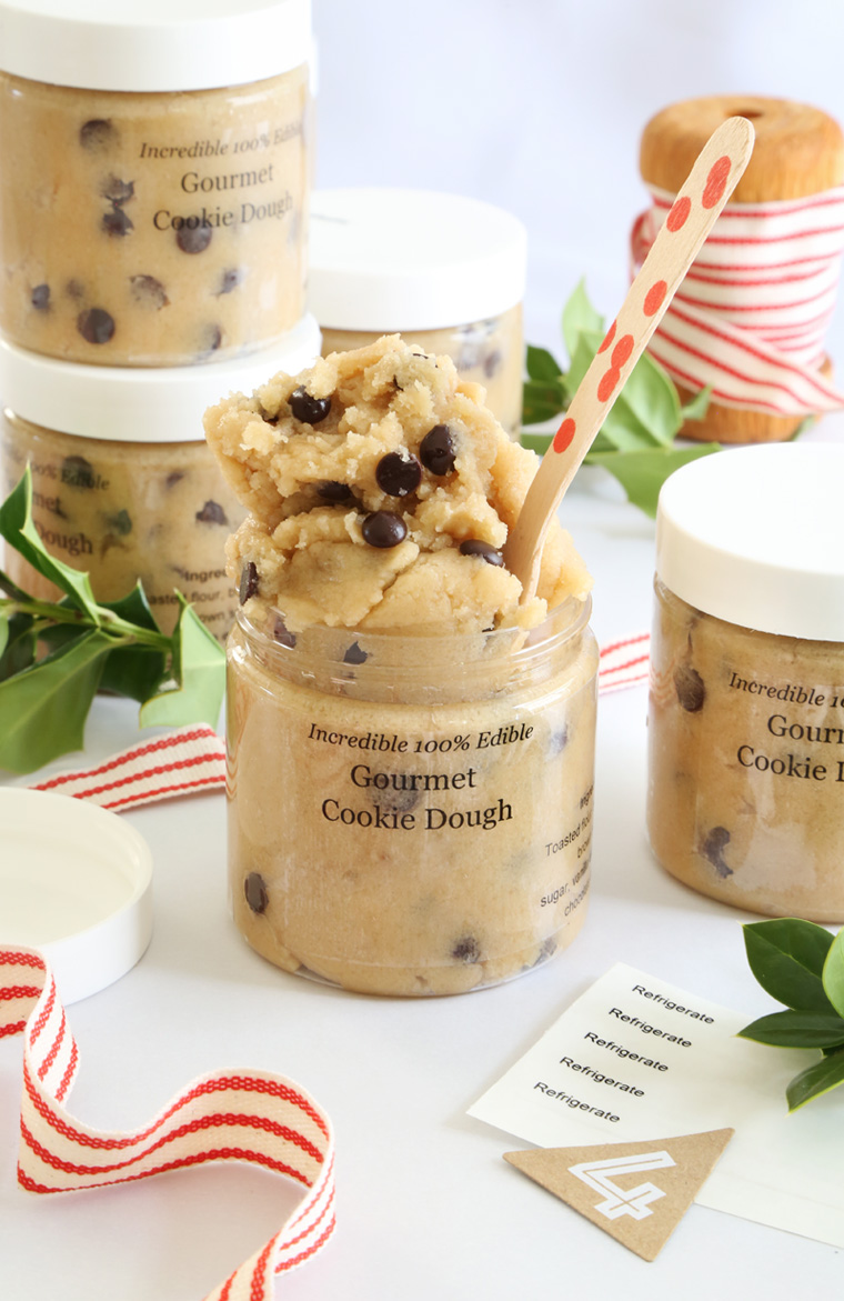 Gift This! Gourmet Toasted Cookie Dough in a Jar - Gift This! Gourmet Toasted Cookie Dough in a Jar -   19 diy Food gifts ideas