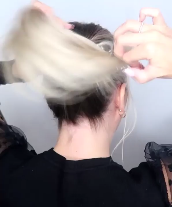 Big layered bun updos easy DIY hairstyle tutorials - Big layered bun updos easy DIY hairstyle tutorials -   19 style Hair tutorial ideas