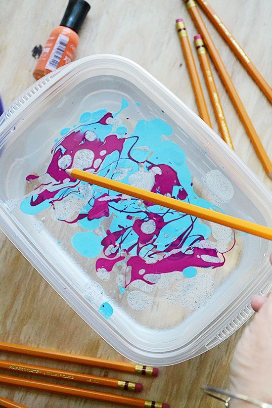 4 Things You Need to Know for Easy Nail Polish Marbling - 4 Things You Need to Know for Easy Nail Polish Marbling -   11 diy Facile ecole ideas