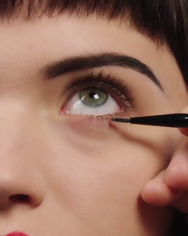 Pablo Rodriguez, our Director of Artistry creates the perfect graphic eye ??? - Pablo Rodriguez, our Director of Artistry creates the perfect graphic eye ??? -   14 beauty Drawings makeup ideas