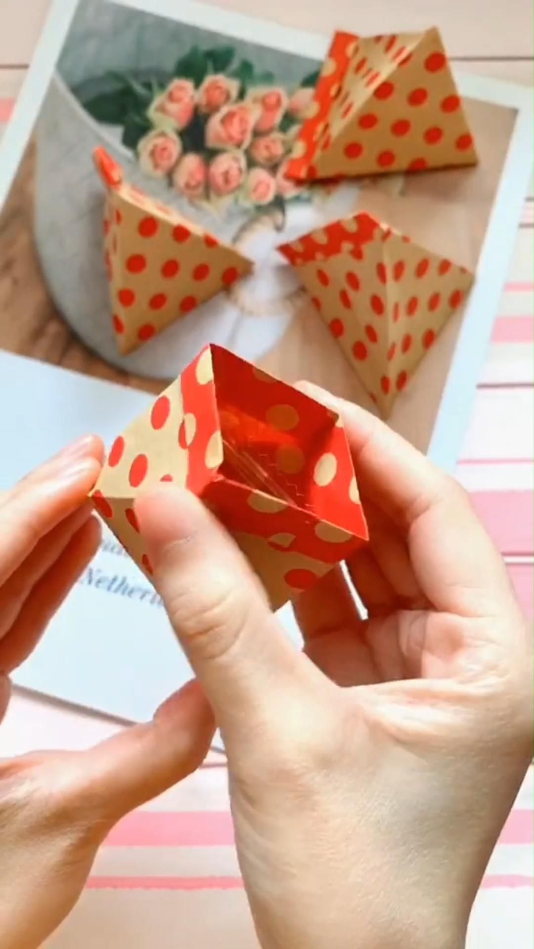 DIY Craft - Small Paper Gift Bag - DIY Craft - Small Paper Gift Bag -   14 diy Paper folding ideas