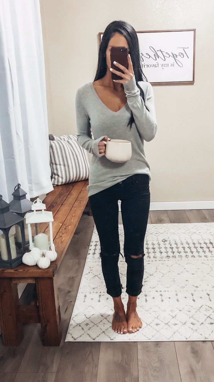 distressed black skinny jeans basic pullover black skinny ankle jeans si… - TheTellMeWhy, #a... - Fall outfits 2019 - fig BLog - distressed black skinny jeans basic pullover black skinny ankle jeans si… - TheTellMeWhy, #a... - Fall outfits 2019 - fig BLog -   15 style Autumn outfits ideas