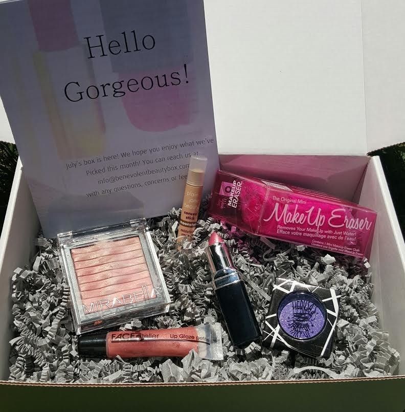 17 Beauty Subscription Boxes For Anyone From Beginner To Expert - 17 Beauty Subscription Boxes For Anyone From Beginner To Expert -   16 beauty Box instagram ideas