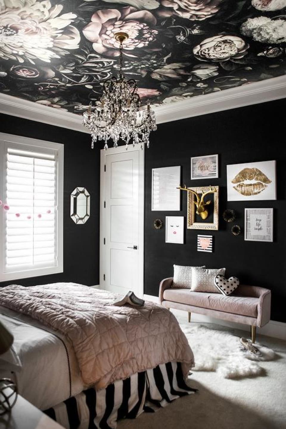 16 Beautiful Rooms That Prove Black Walls Are Totally Accessible - 16 Beautiful Rooms That Prove Black Walls Are Totally Accessible -   16 black beauty Room ideas