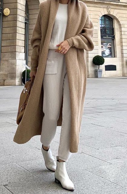 49 Trending Casual Winter Women Outfits To Look Fantastic - 49 Trending Casual Winter Women Outfits To Look Fantastic -   16 classy style Winter ideas