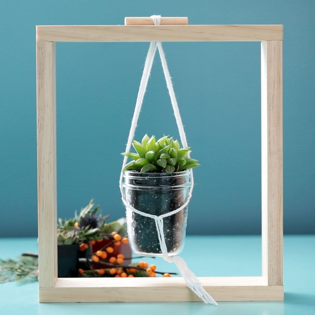 DIY Framed Planter - DIY Framed Planter -   16 diy Decoracion simple ideas