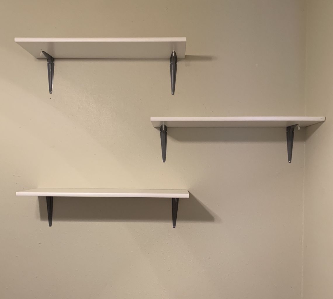 Easy & Cheap DIY Shelves And Bow Holder - Easy & Cheap DIY Shelves And Bow Holder -   17 diy Shelves brackets ideas