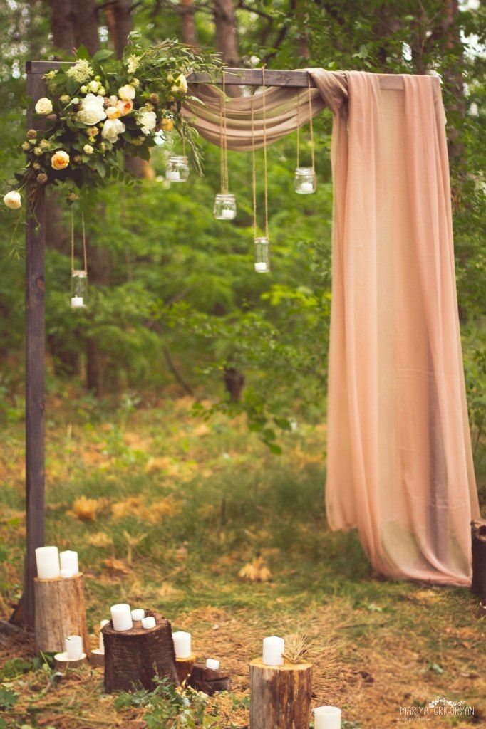 25 Chic and Easy Rustic Wedding Arch Ideas for DIY Brides - 25 Chic and Easy Rustic Wedding Arch Ideas for DIY Brides -   18 diy Wedding alter ideas