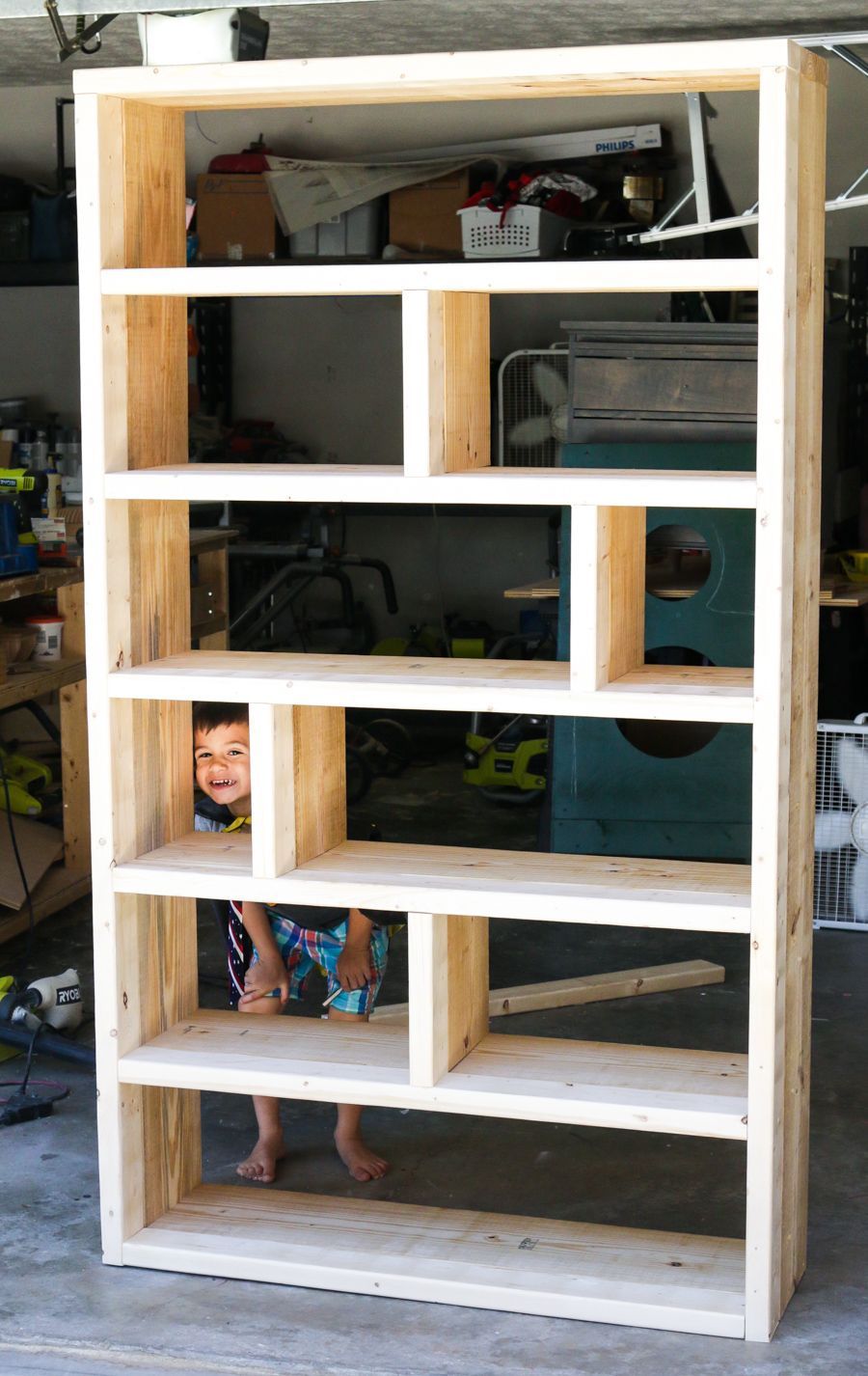 DIY Rustic Pallet Bookshelf - DIY Rustic Pallet Bookshelf -   18 diy Wood bookshelf ideas