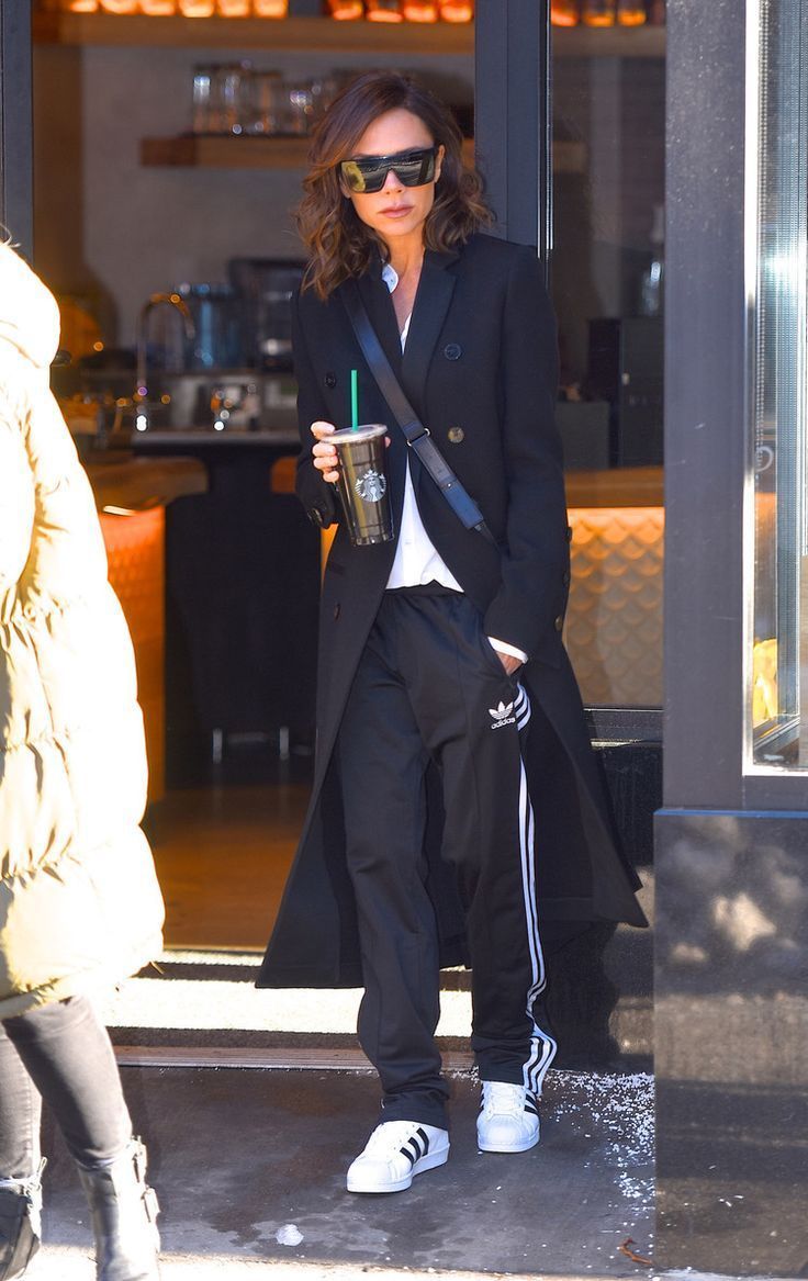 Exactly How Victoria Beckham and 15 More Celebs Make Sweatpants Look So Damn Cute — InStyle - Exactly How Victoria Beckham and 15 More Celebs Make Sweatpants Look So Damn Cute — InStyle -   18 victoria beckham style Casual ideas