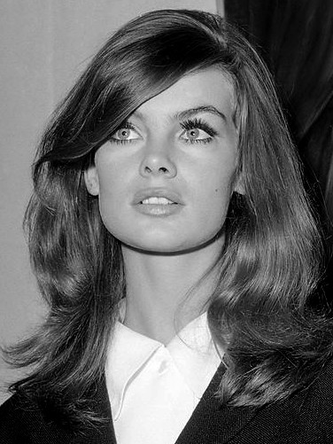 The most beautiful faces of the 60s - top 5 of the most popular fashion models of the decade - The most beautiful faces of the 60s - top 5 of the most popular fashion models of the decade -   18 vintage beauty Icon ideas