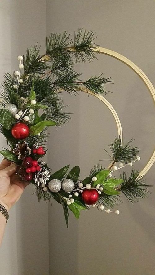 Top 50 Best DIY Christmas Wreath Ideas, You need to try! - Gift Ideas Corner - Top 50 Best DIY Christmas Wreath Ideas, You need to try! - Gift Ideas Corner -   19 diy Christmas wreath ideas