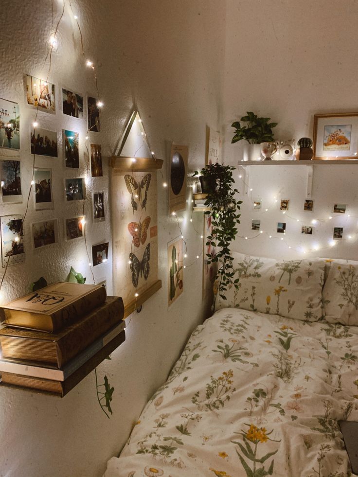 Cozy Aesthetic Bedroom - Cozy Aesthetic Bedroom -   14 diy Room grunge ideas
