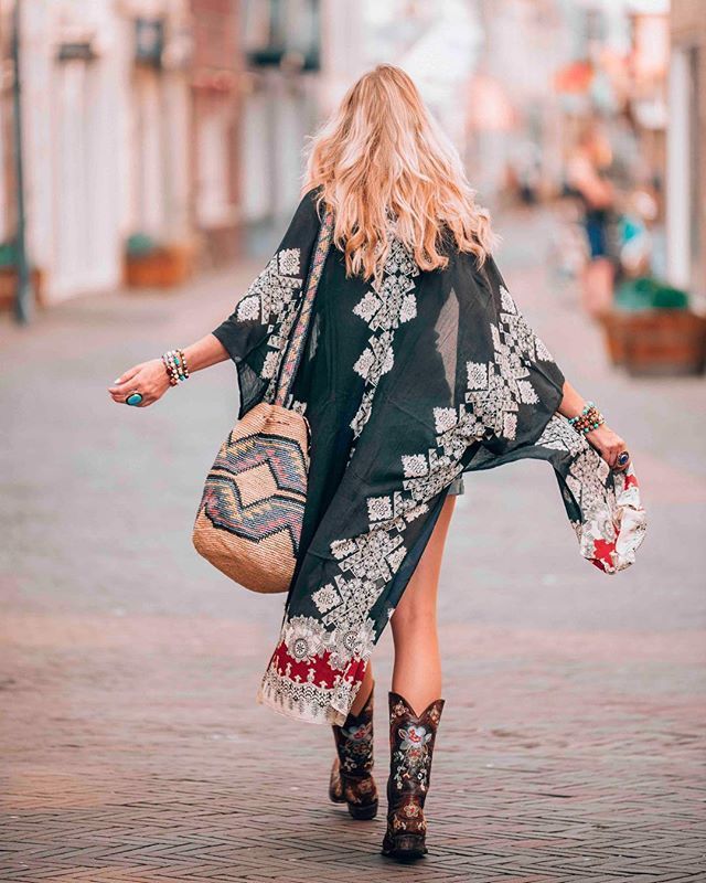 Bianca Maxi Kimono - LOVESTITCH - Bianca Maxi Kimono - LOVESTITCH -   14 modern hippie style Bohemian ideas