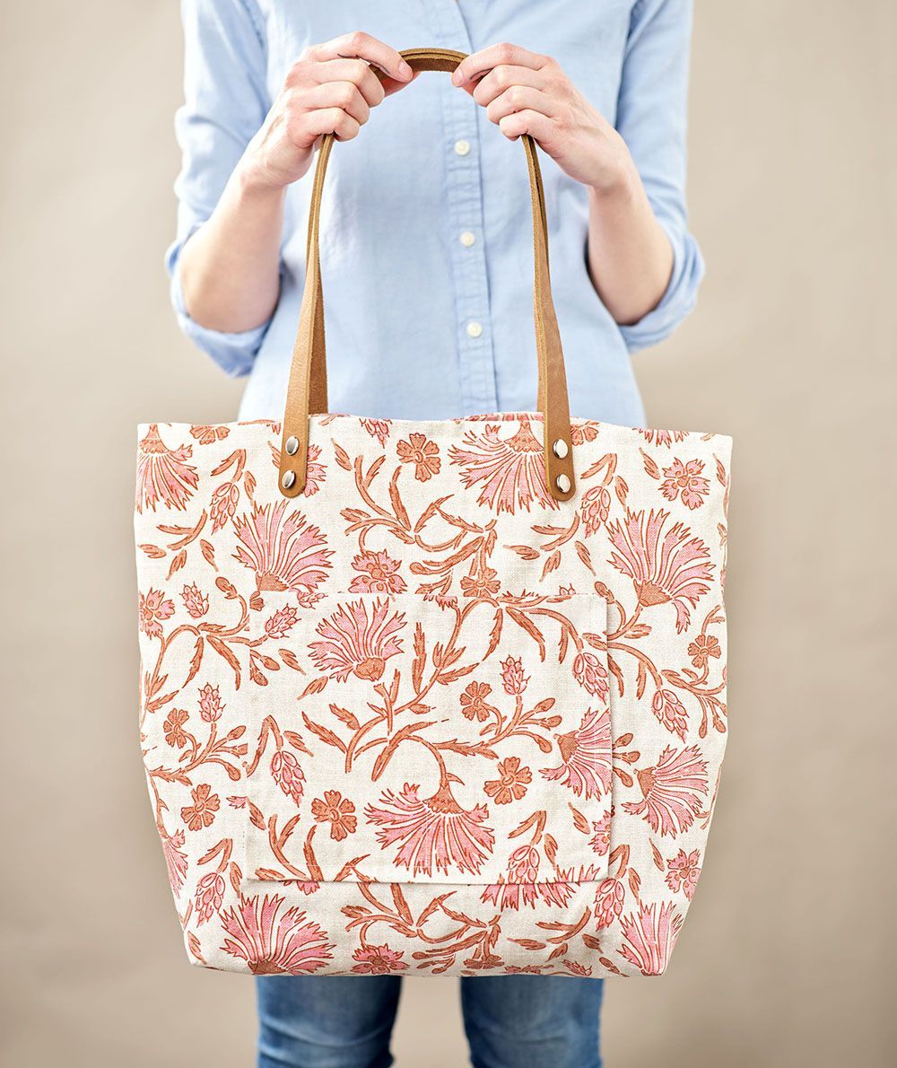 How to Make the Perfect Everyday Tote Bag - How to Make the Perfect Everyday Tote Bag -   16 diy Bag print ideas