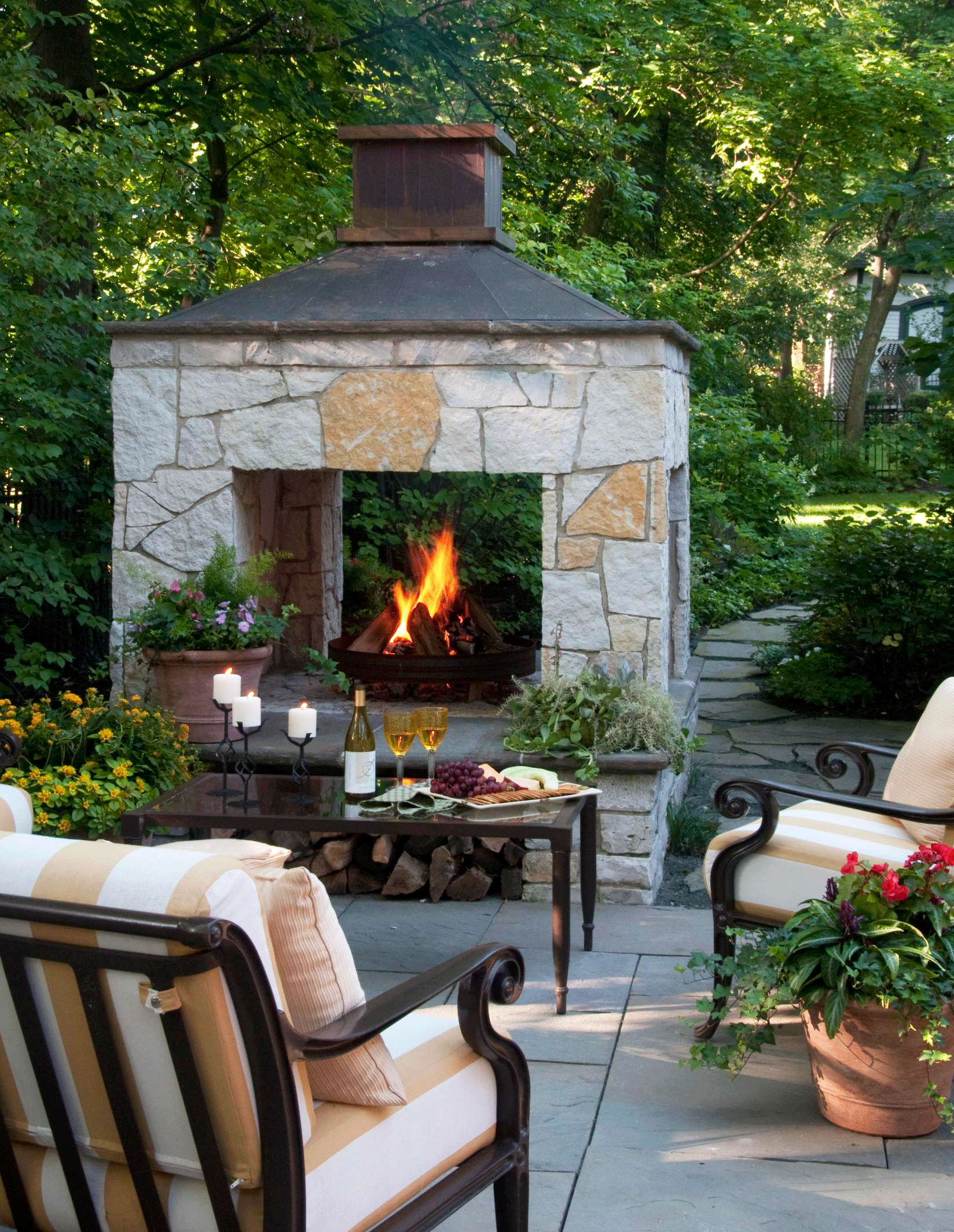 20 Outdoor Fireplace Ideas - 20 Outdoor Fireplace Ideas -   16 diy Outdoor fireplace ideas